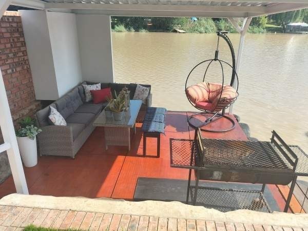 4 Bedroom Property for Sale in Maselspoort Free State